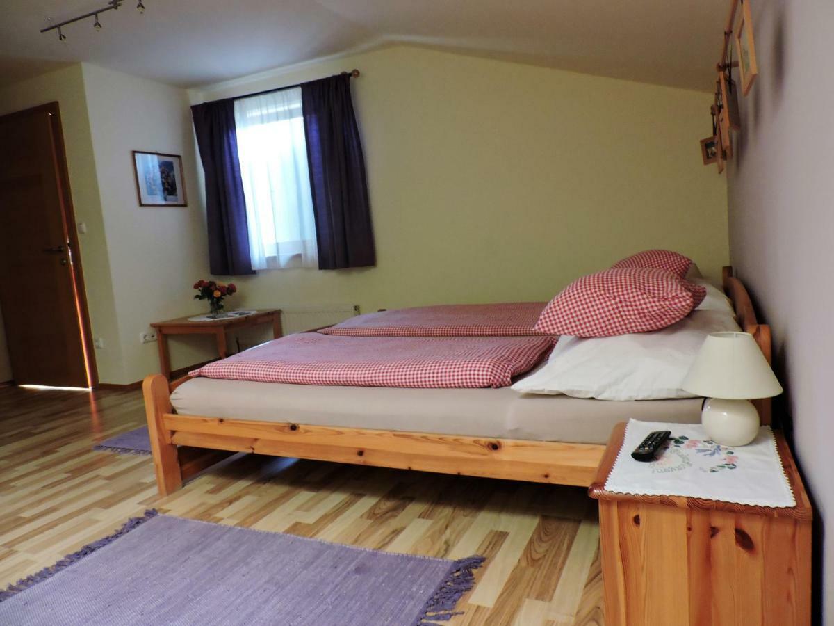 Hotel Gaestezimmer Klopfer Sankt Johann im Saggautal Zewnętrze zdjęcie