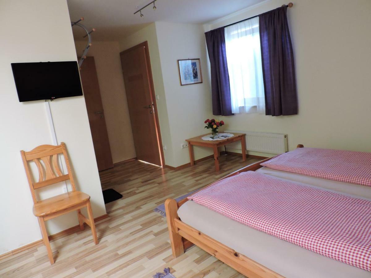 Hotel Gaestezimmer Klopfer Sankt Johann im Saggautal Zewnętrze zdjęcie